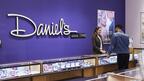 20221207_Daniel's Jewelers.jpg