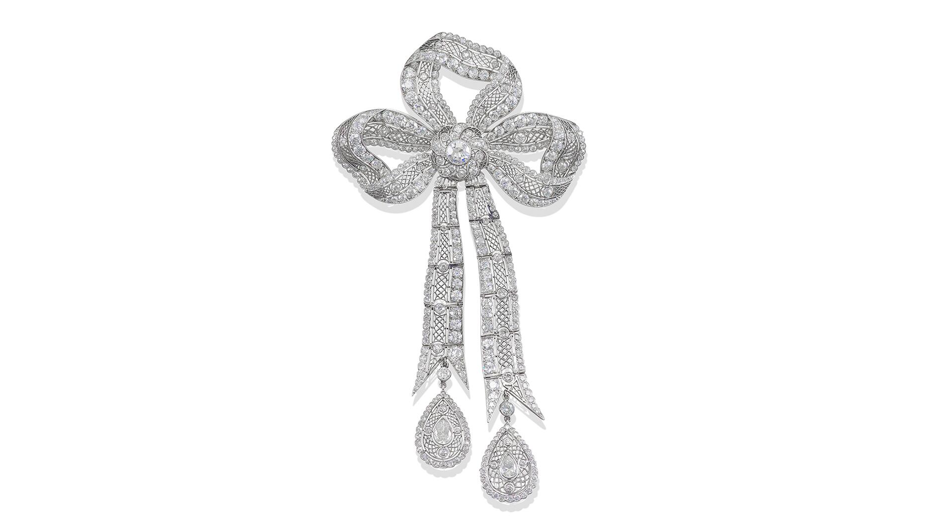 Barbara Walters Belle Epoque diamond bow brooch 
