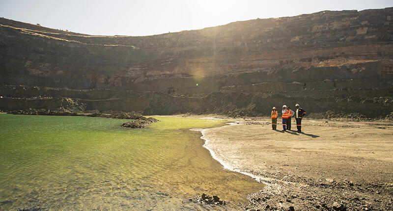 2019_De_Beers_Orapa_Mine_1.jpg