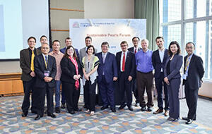 At the Sustainable Pearls Forum in Hong Kong on June 21, CIBJO President Gaetano Cavalieri provided a framework for sustainability of the cultured pearl industry, focusing on economic, environmental and social responsibility. 062614_CIBJO_pearls-Article.jpg