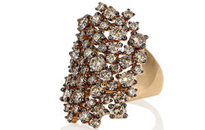 Suzanne Kalan, known for her “Fireworks” diamond baguette pieces, did jewelry for Color My World using brown diamonds from the Argyle mine to make more affordable pieces. 071415_Rio-Tinto-article.jpg