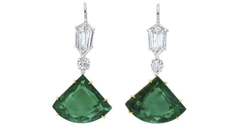 Moda Operandi has been recognized as a top startup by LinkedIn for its innovative way of bringing styles straight from the runway to shop online. Martin Katz sold for the first time online this spring through the e-tailer, including this pair of earrings. 20170427_MartinKatz-1.jpg