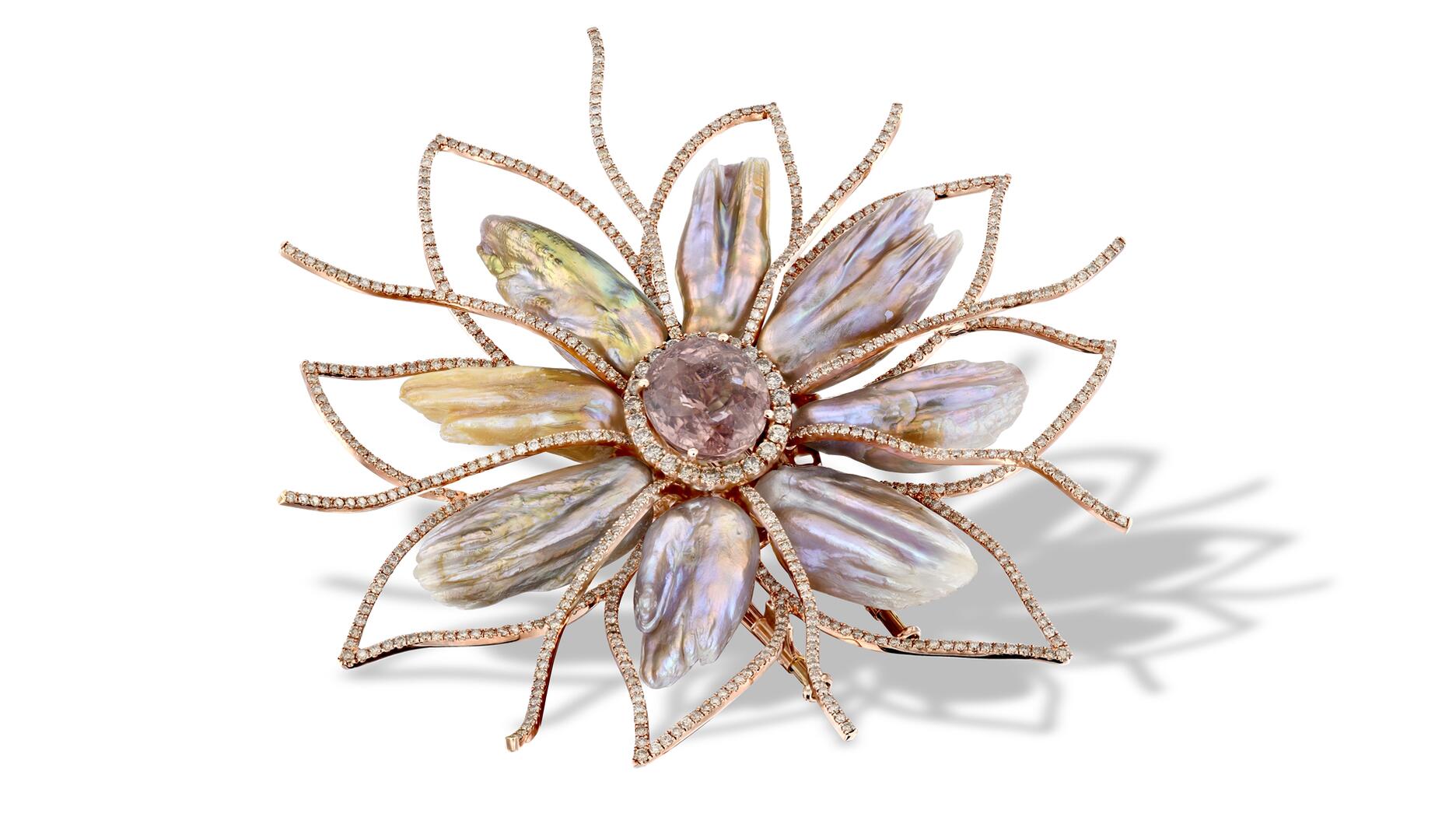 Yvel flower brooch