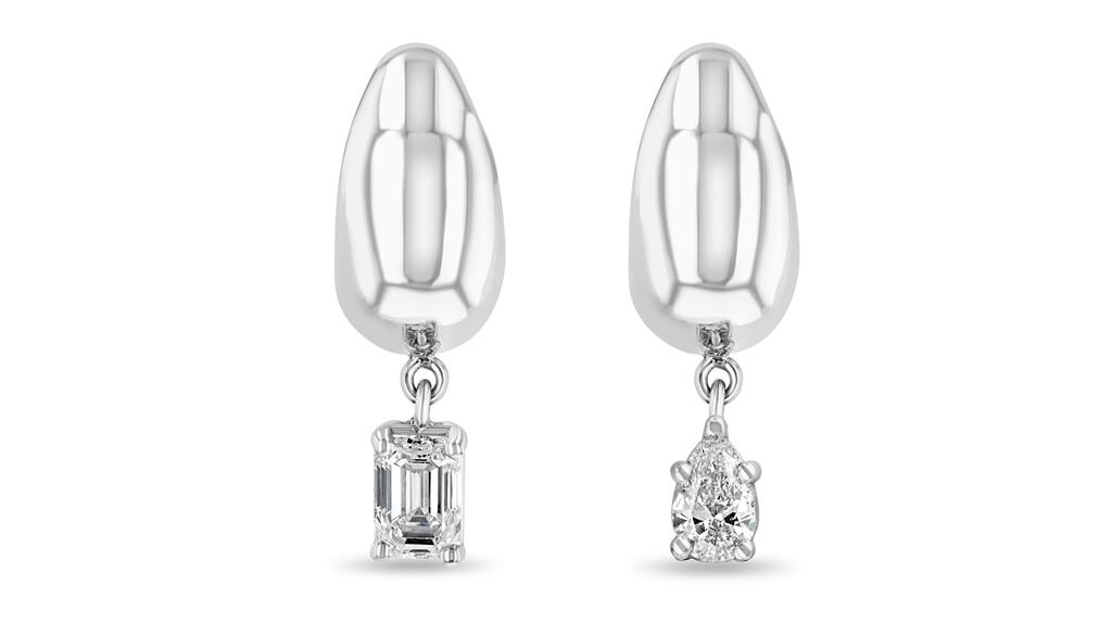 20230125_PGI Zoe Chicco earrings.jpg