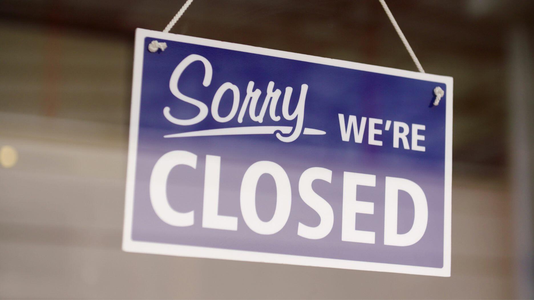 2022_store closed sign.jpg