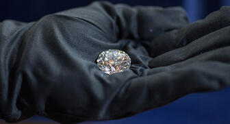Alrosa withdrew the 51.38-carat D VVS1 diamond with triple excellent cut called “The Dynasty” from its online sale last week after bids failed to match the reserve price. The Dynasty is one of five stones cut from a 179-carat rough diamond found in Russia in 2015. 20170803_The-Dynasty.jpg