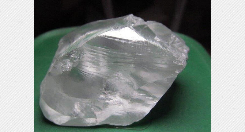 The Cullinan mine in South Africa yielded this 138.57-carat rough diamond. 20160811_Cullinan-138.57_copy.jpg