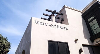 The aesthetic of Brilliant Earth’s new showroom in San Diego is unique to the city, including French doors that open onto a terrace with ocean views and a “Southern California ambiance.” 20170414_BE-San-Diego.jpg