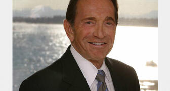 Alvin Goldfarb opened his eponymous jewelry store in 1980 and “immediately established a reputation for unparalleled integrity, quality and privacy.” The jeweler died earlier this week at the age of 84. 20160907_Goldfarb-headshot.jpg