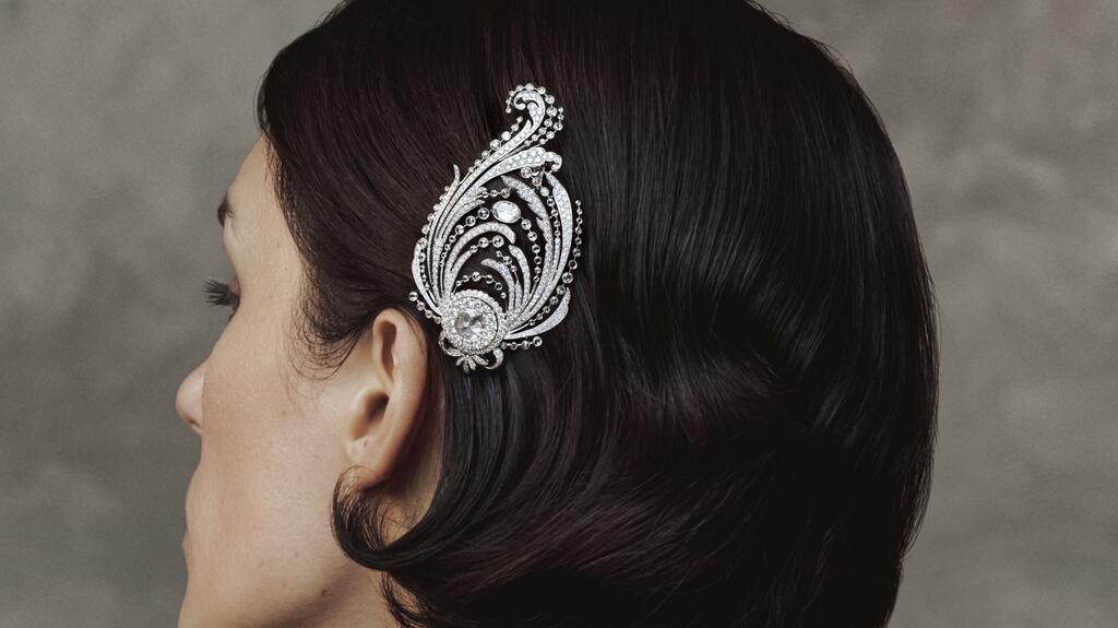 20220422_Kering Boucheron hair jewel.jpg