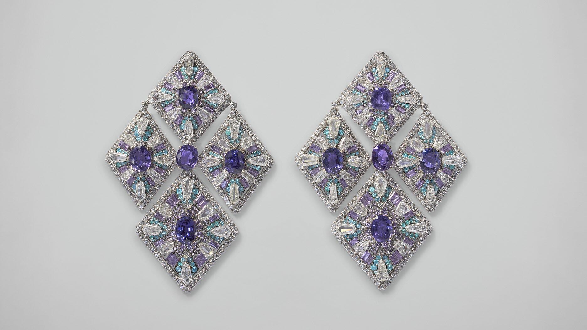 20230623_Taylor Swift Grammy earrings.jpg