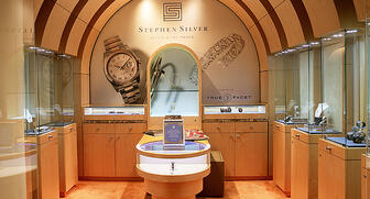 Jewelry and watch e-tailer TrueFacet expanded from online to off this holiday season, opening a boutique in Menlo Park, California, in conjunction with Stephen Silver Fine Jewelry. 20190318_TrueFacet_store.jpg