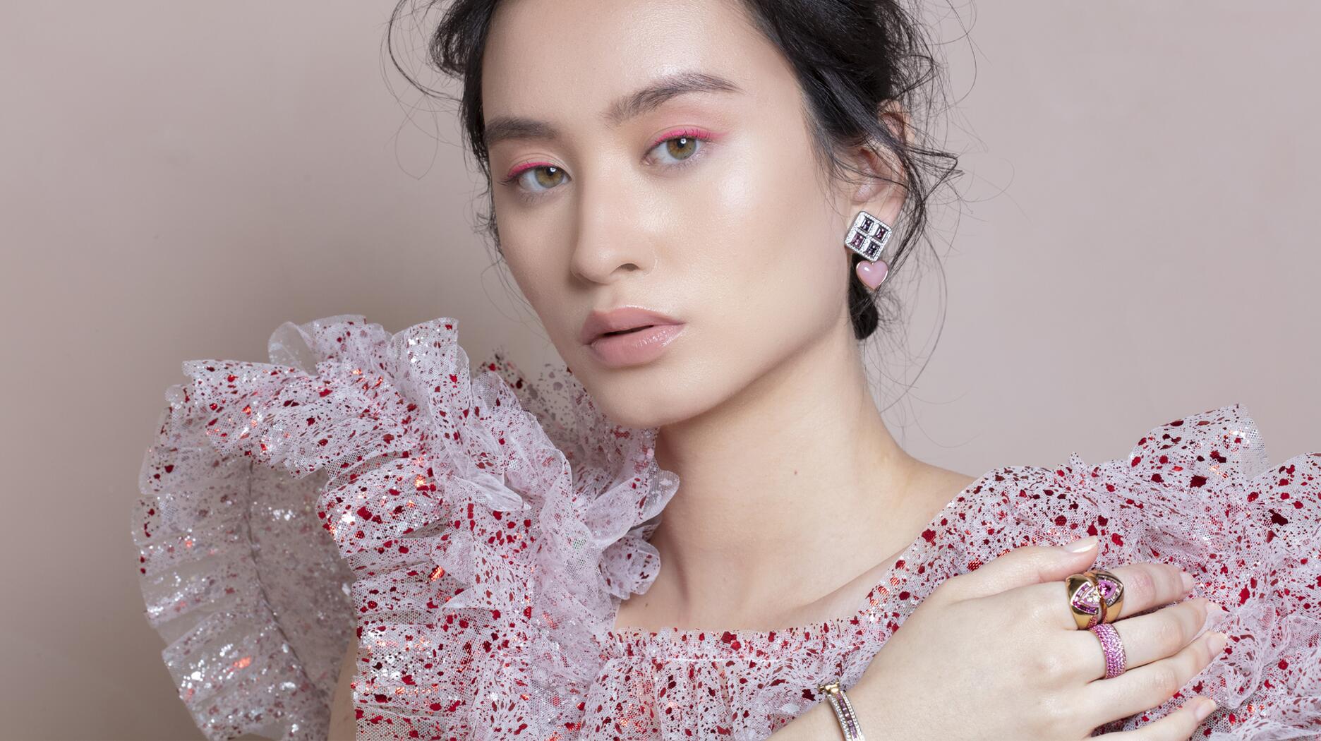 20211230_EmilyPWheeler-styling rings.jpg