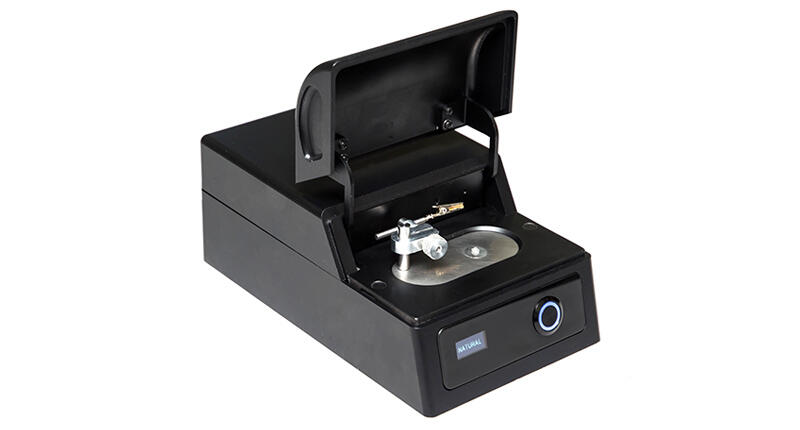 The Alrosa Diamond Inspector, which can identify natural and lab-grown diamonds as well as simulants, was introduced to the market last week. 20180328_Alrosa-identifier.jpg