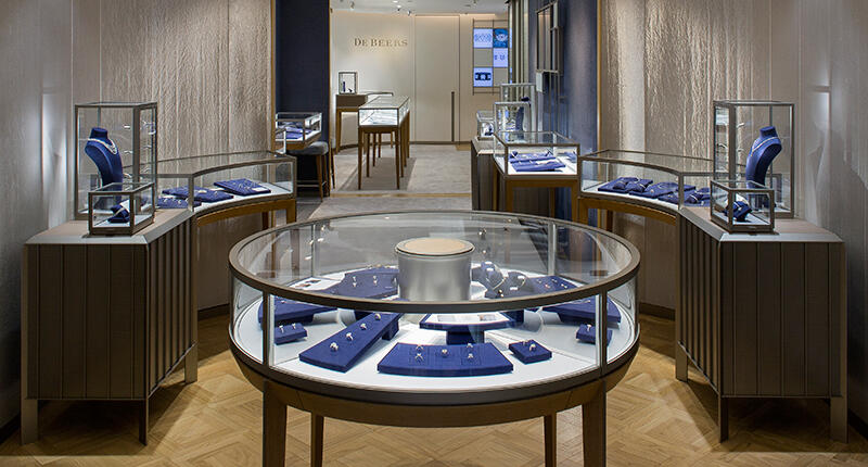 20170322_DeBeers-retail-NY.jpg