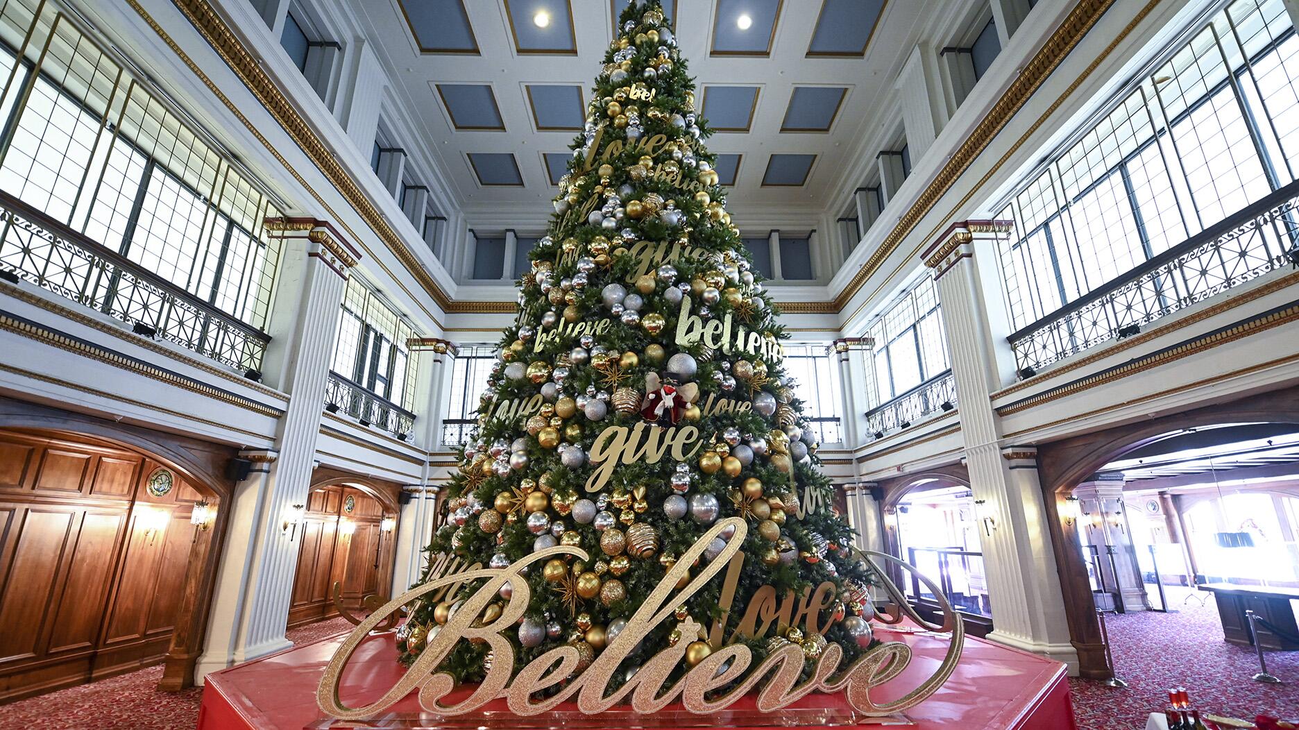 Macy’s Great Tree Chicago  