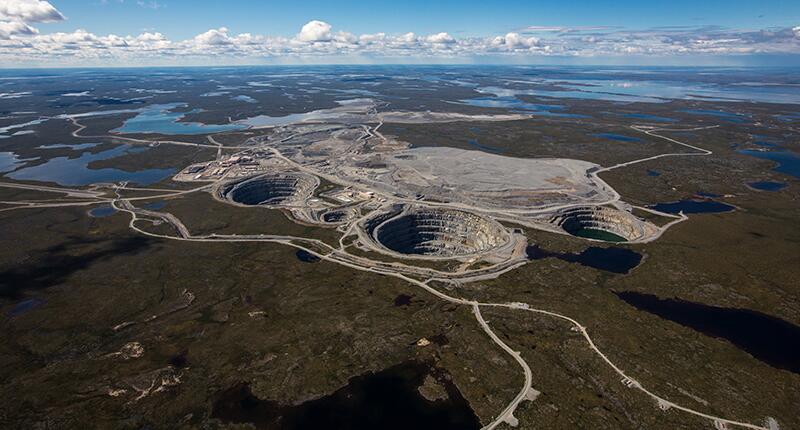 2020_Ekati_Diamond_Mine_aerial_view.jpg