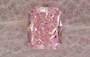 The 1.64-carat radiant-cut pink diamond independent jeweler Corinne sold to a private client last month for $170,000. The retailer now is creating a custom setting for the stone. 120214_Corinne-Article.jpg