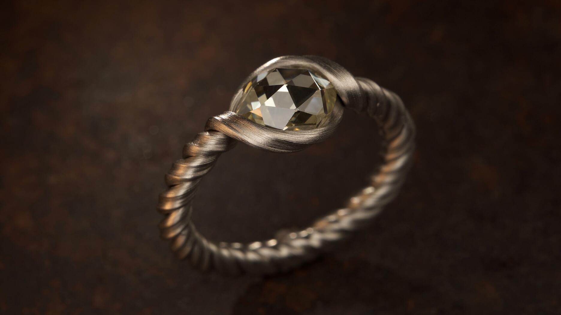 Jewelry by designer Leen Heyne