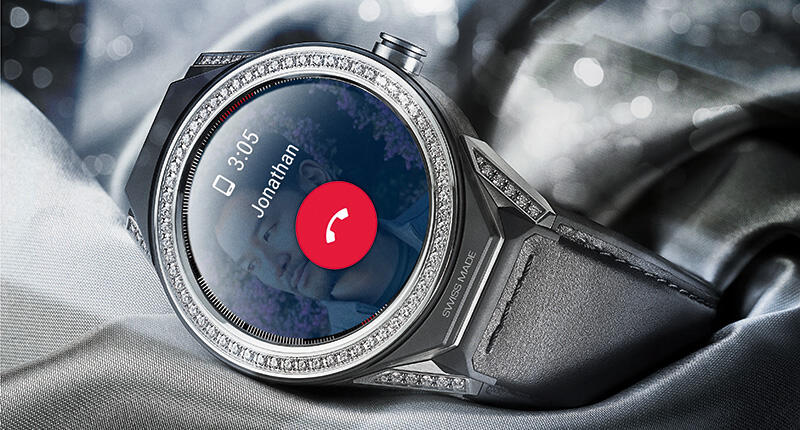 Like the first TAG Heuer smartphone before it, the Connected Modular 45 connects with the wearer’s smartphone to display alerts, like incoming calls and upcoming appointments, and control functions on the phone, like playing music. 20170316_Connected-main.jpg