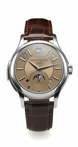 This platinum Patek Philippe Ref. 5207, the top lot of Antiquorum’s recent auction, sold along with its certificate of origin, additional platinum case back, setting pin and technical and instructional documents. 022614_AA-Article.jpg
