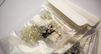 De Beers Group sold $720 million worth of rough diamonds in the first sales cycle of 2017, a 32 percent year-over-year increase. 2016_De-Beers-rough-packet.jpg