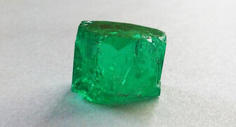 20180509_Are-Emerald.jpg