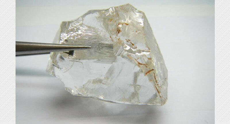 This picture provided by Lucapa Diamond Company shows the 172.67-carat, D color, Type IIa rough diamond prior to its acid bath. 20160929_Lucapa-172.jpg
