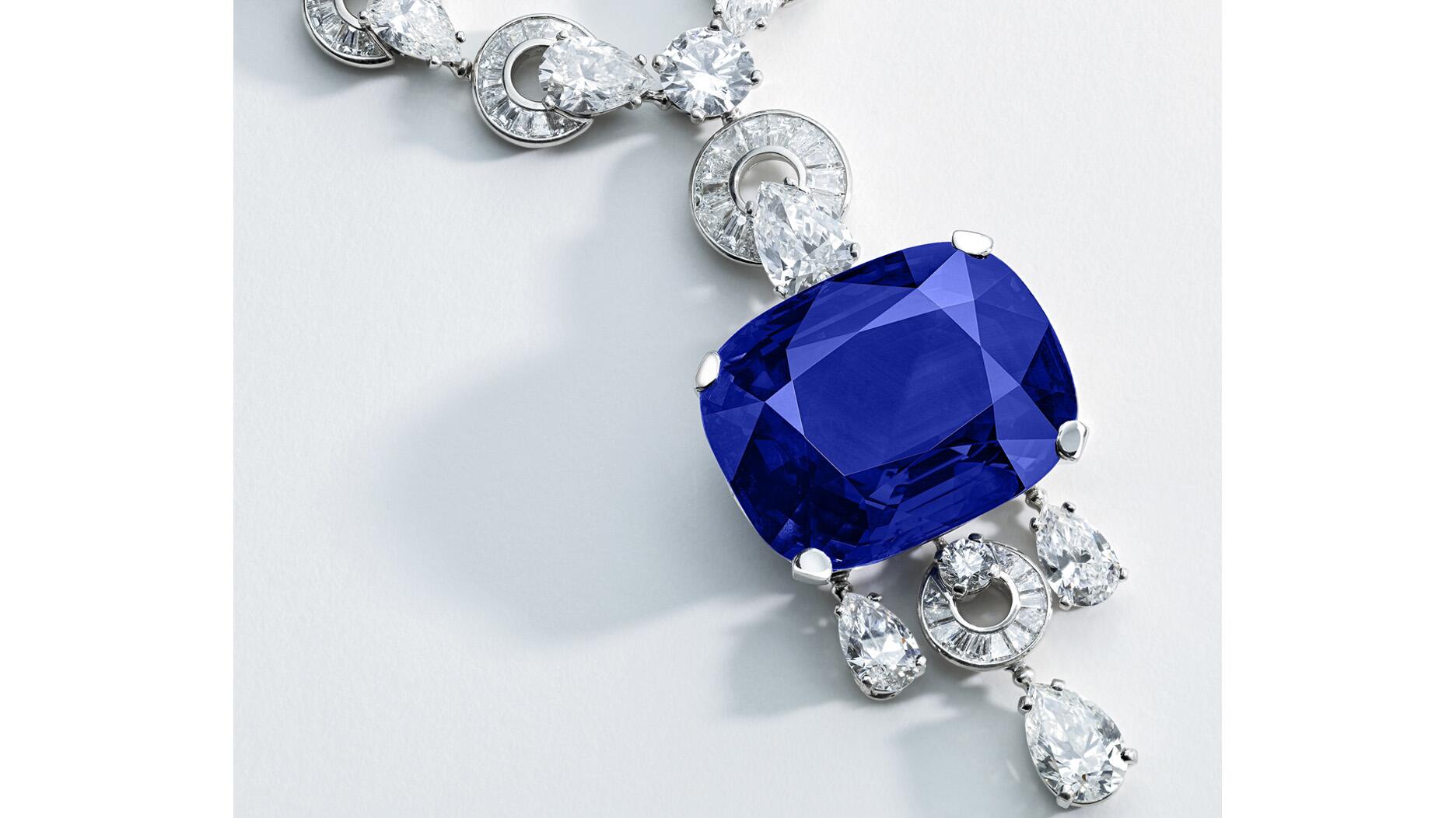 Bulgari necklace set with 118.35-carat unheated Sri Lankan sapphire