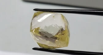 20180119_43-carat-yellow.jpg