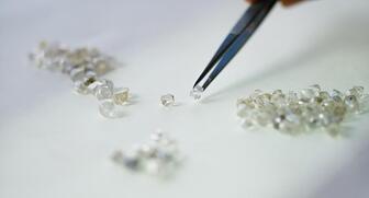 2019_De_Beers_rough_diamonds_grouping_copy.jpg
