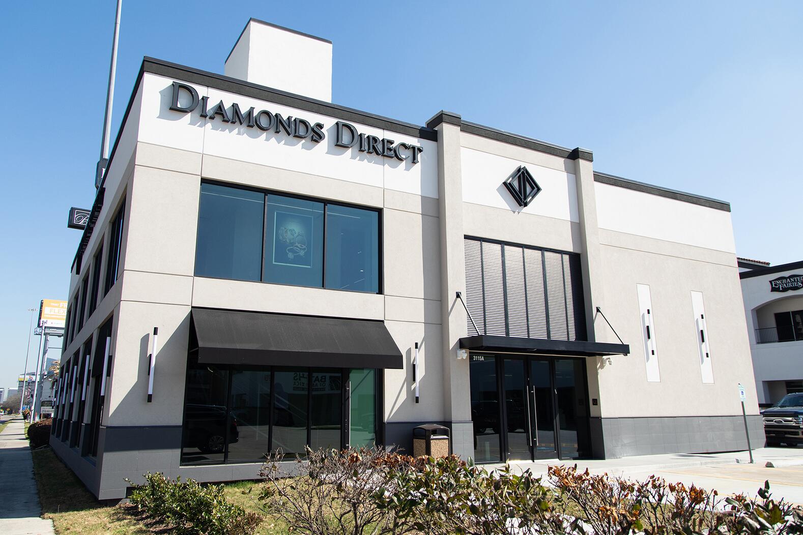 2021 Diamonds Direct exterior.jpg